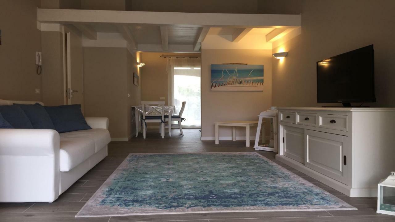 Residence Elegance Ville Ed Appartamenti A פורטו פינו מראה חיצוני תמונה